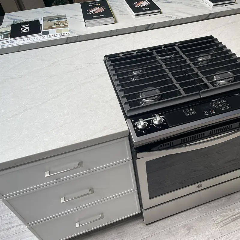 Glossy White Kitchen Cabinets